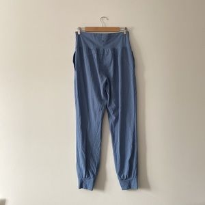 Athleta Perwinkle Blue Salutation Jogger Soft Yoga Pockets Size Medium TALL